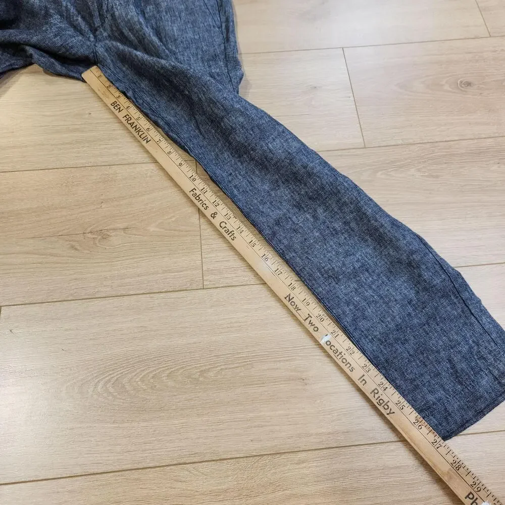 Banana Republic brand banana